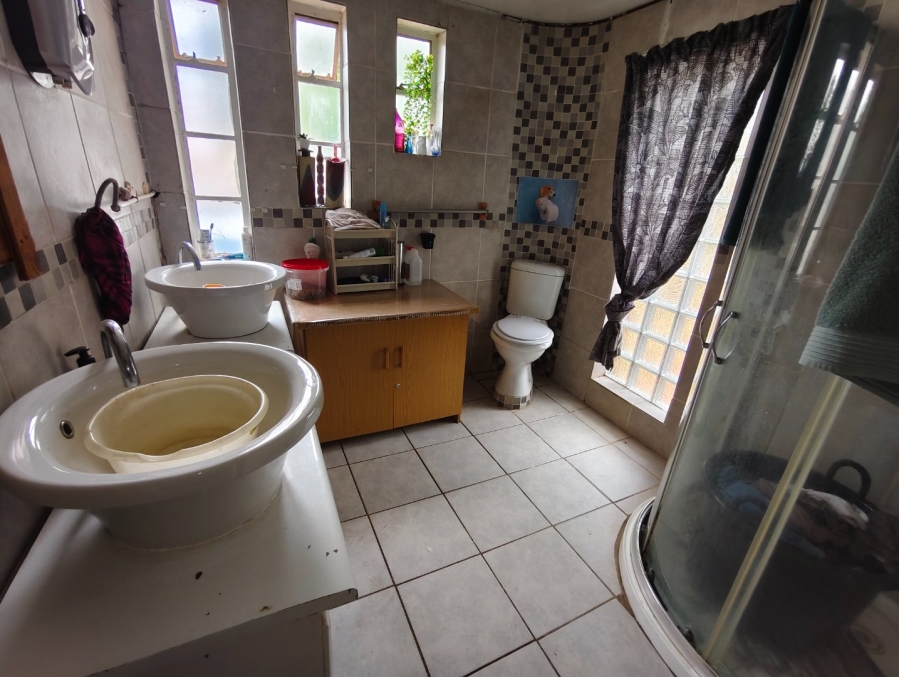 To Let 3 Bedroom Property for Rent in Wilgehof Free State